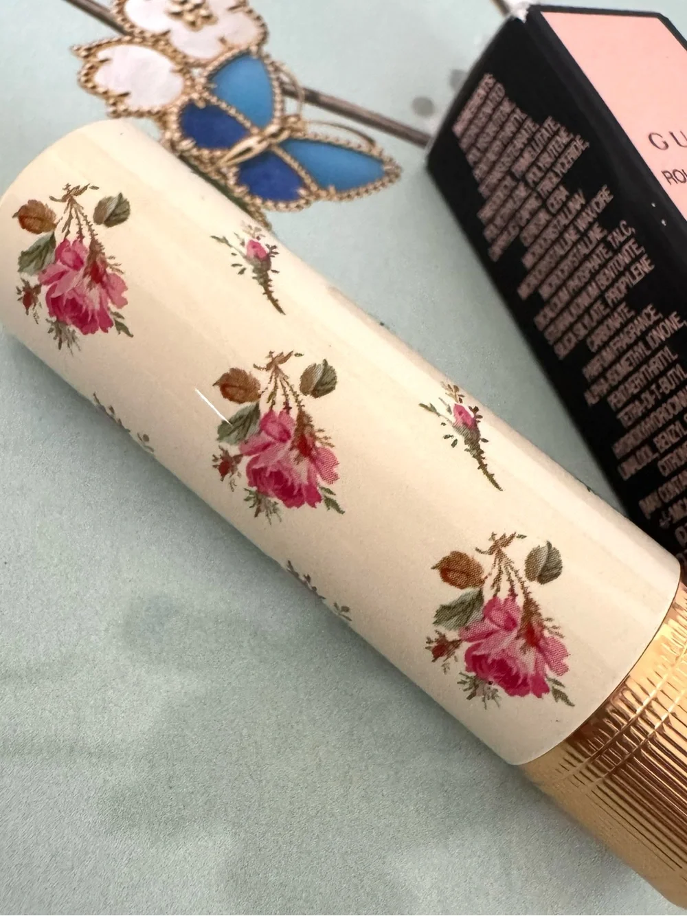 Gucci Rouge à Lèvres Voile Lipstick 401 Three Wise Girls